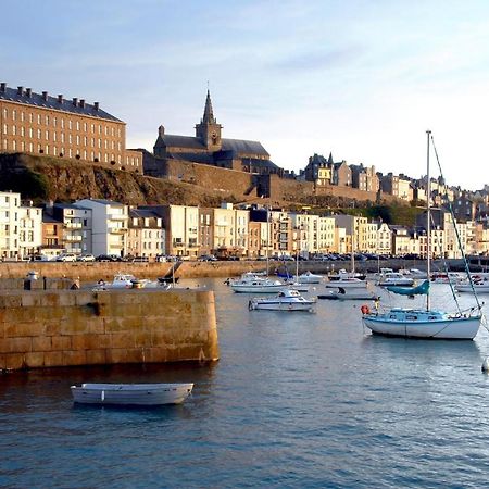 Appartement Villa Chausey, Vue Sur Le Port Гранвил Екстериор снимка